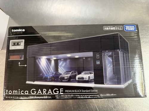 Takara tomy tomica - stock),