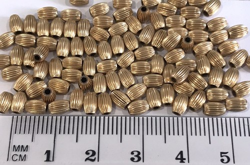 9ct gold small - fancy, oval