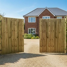 Custom Feather Edge Wooden