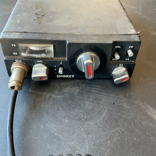 Vintage radio smokey made - vintage, cb