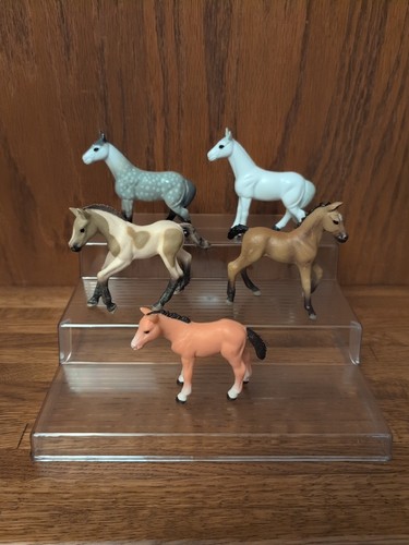 Lot toy horses assorted - 5,