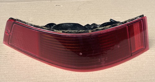 Porsche 964 left rear light - porsche,