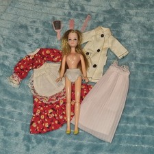 Gorgeous Pippa Doll and 3 sets