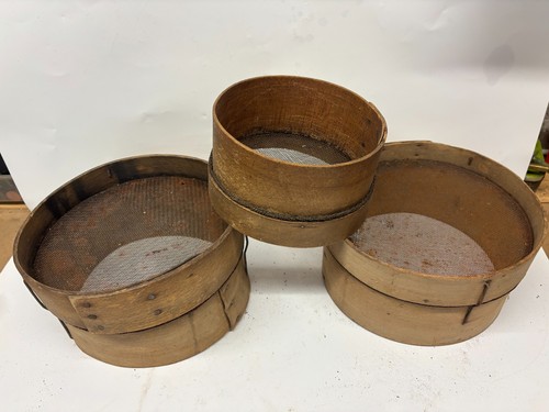 Sieves and 8 - sieves, vintage