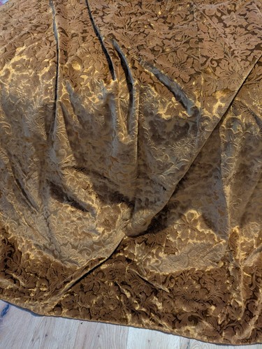 Huge vintage gold - huge, velvet