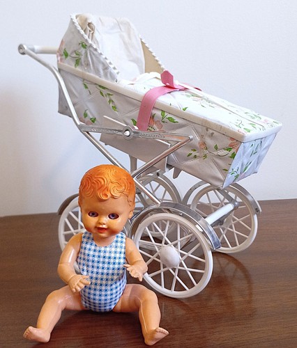 Vintage 1960 oskar doll pram - 1960's,