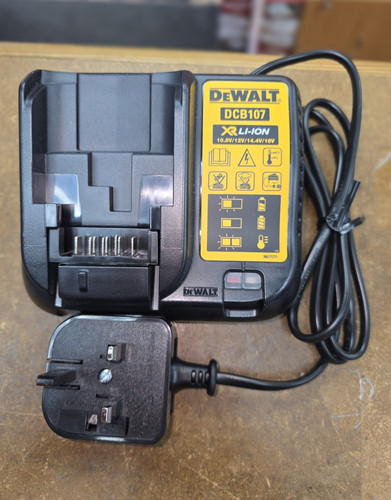 Dewalt dcb107 battery charger - dcb107,