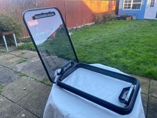 870 x 570mm Skylight Hatch 90° Full Opening, Camper Van, Caravan, Motorhome