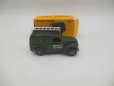 Dinky Toys 261 Morris Z