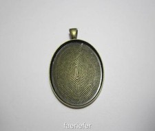 Large plain bronze setting