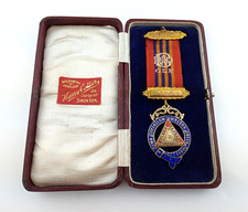 CASED NAMED VINTAGE SILVER GILT & ENAMEL RAOB 1946 VICE PRESIDENT JEWEL