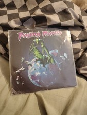 Praying Mantis 1980 "Praying