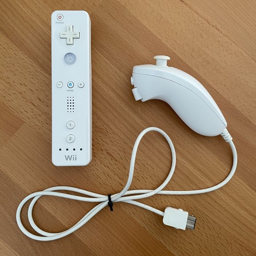 Official nintendo wii remote - official,