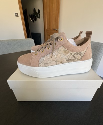 Blush russell bromley broad - blush,