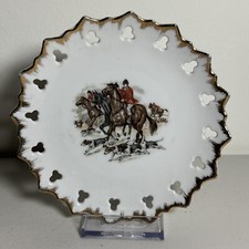 Collectable wall hanging plate