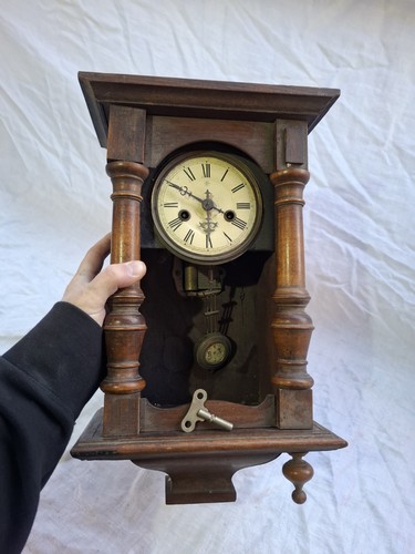 Antique vintage mantel clock - vintage,