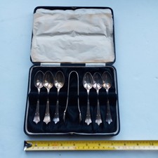 Vintage EPNS set Of 6 Teaspoons & Sugar Tongs In quality box - Unused - art deco