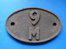 BR cast iron 9M shedplate BURY