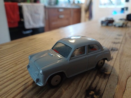 Corgi 202 morris cowley - 202,