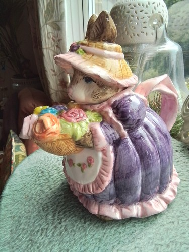 Novelty teapot brown - novelty,