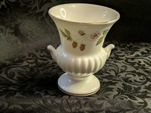 Wedgwood wild strawberry - wild,
