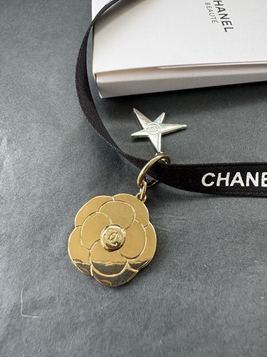 Chanel beauty flower charm - beauty,