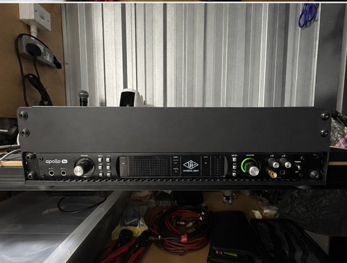 Universal audio apollo quad - apollo,