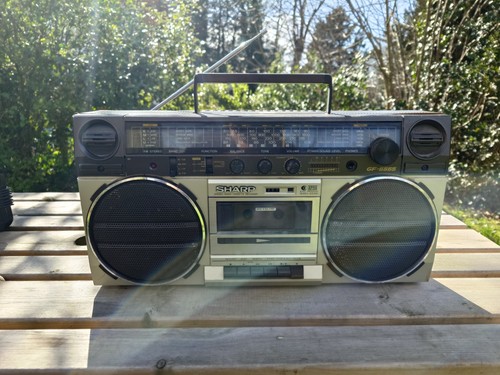 Sharp 6565 vintage boombox - gf-6565,