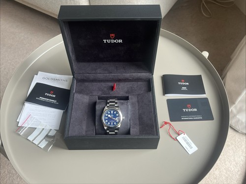 Tudor black bay blue dial - bay,