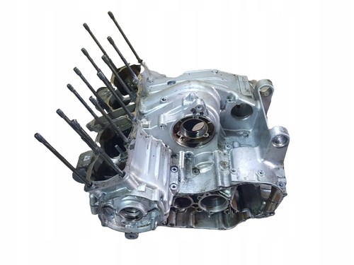 Yamaha 900 4km upper and - 900,