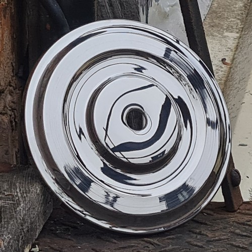 Morris cowley hub cap - cowley,