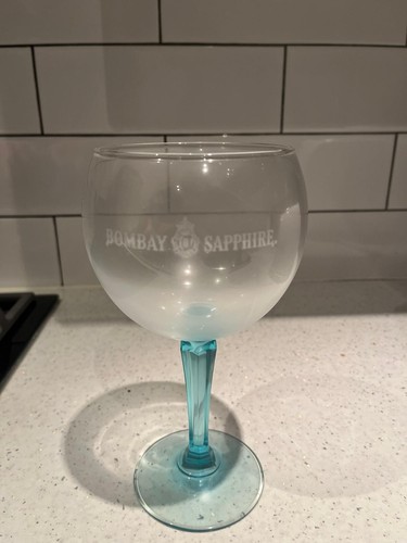 Bombay sapphire gin balloon - bombay,