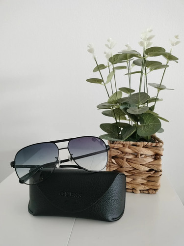 Guess aviator sunglasses with - sunglasses,