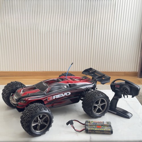 Traxxas revo 10 brushed - e, 1/10