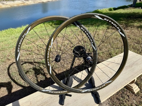 Reynolds cirro carbon - carbon, clincher