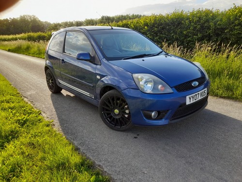 Ford fiesta 150 - 150, blue