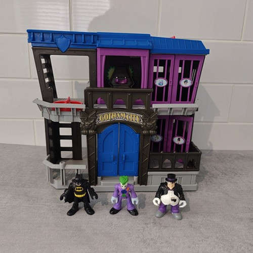 Imaginext batman gotham - gotham, city