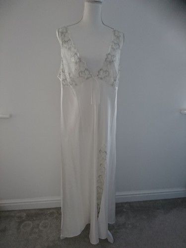 Vtg ivory glossy liquid satin - vtg,