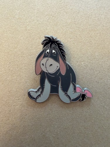 Disney eeyore pin badge 2007 - eeyore,