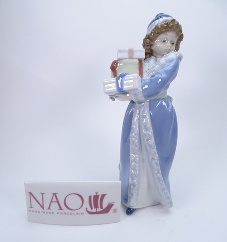 Vintage nao lladro porcelain - nao,