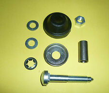 TRIUMPH BONNEVILLE (1973-82) T140/TR7 PETROL TANK FIXING KIT  00-0105