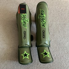 Yokkao Late Show Shinguards Medium NEW w Tags