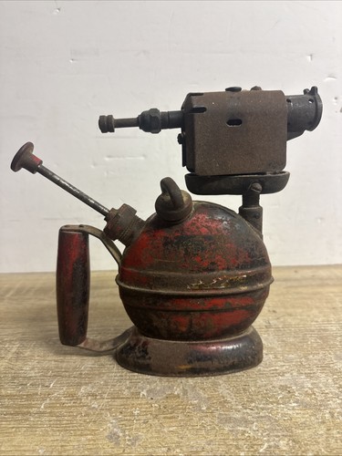 Vintage early petrol pressure - vintage,