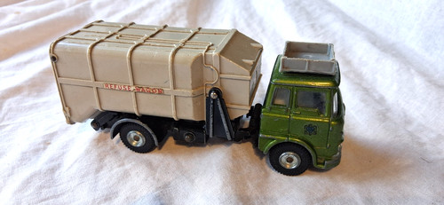 Dinky toys vintage 1970 - toys,