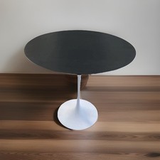 Mid-Century Modern Eero Saarinen for Knoll Tulip Side Table