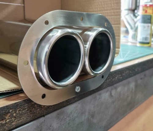 Exhaust side exit plate - side,