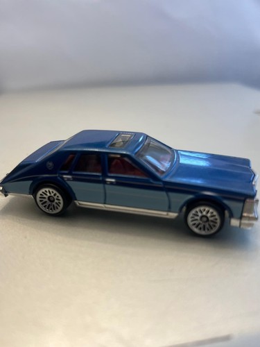 Cadillac deville - cadillac,