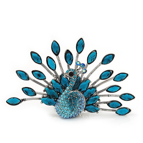 Stunning turquoise coloured - stunning,