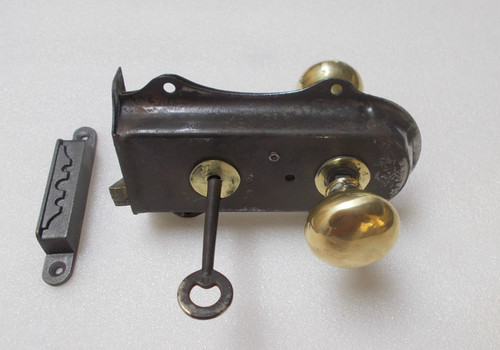 Door rim lock keep key - door,