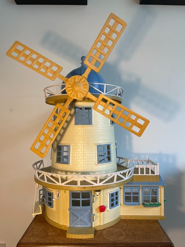 Sylvanian families field view - sylvanian,